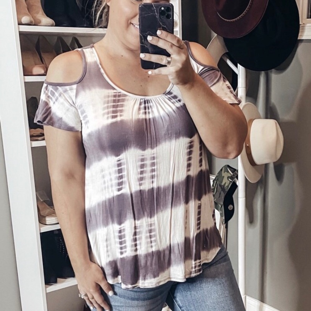Cold Shoulder Tie Dye Shirt - Grey - Medium